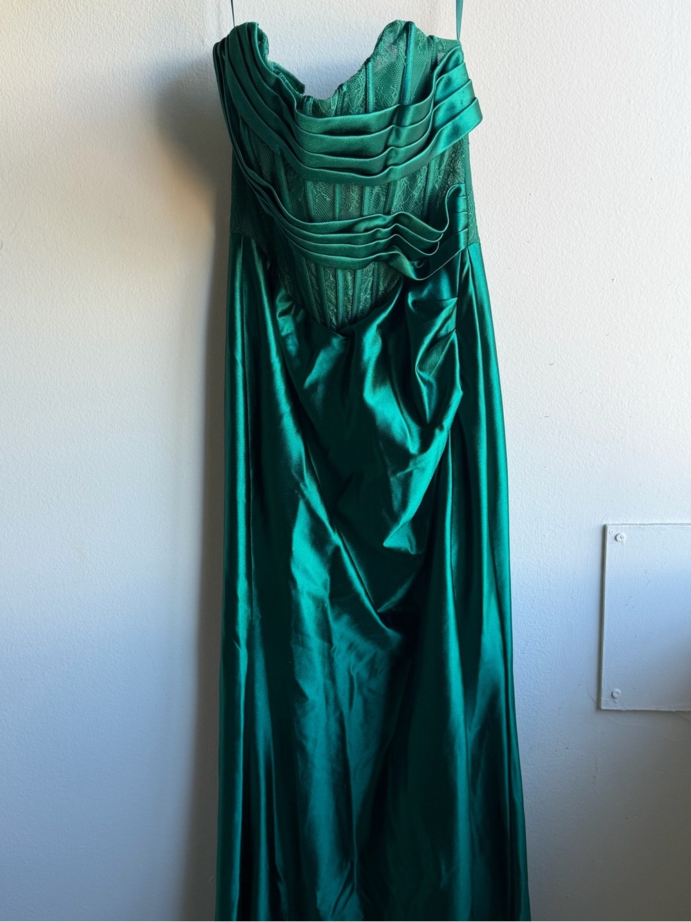 SHEIN Strapless Emerald Green Satin Evening Dress